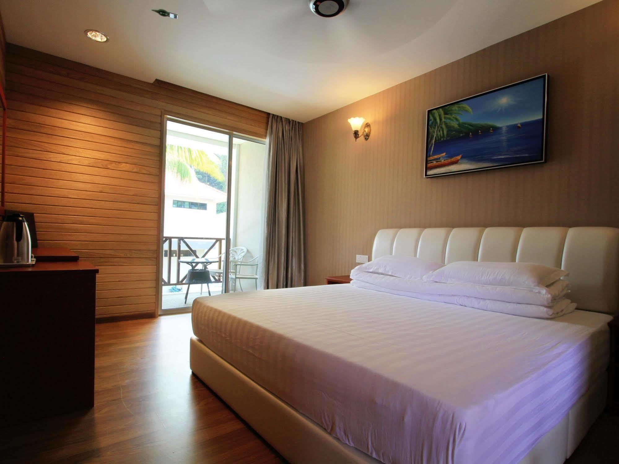 Summer Bay Resort, Lang Tengah 외부 사진